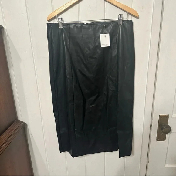 Mangopop Black Faux Leather Skirt - Picture 1 of 3